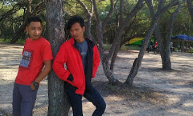 Wisata Pantai Sowan Bancar Primadonanya wisata pantai di Tuban