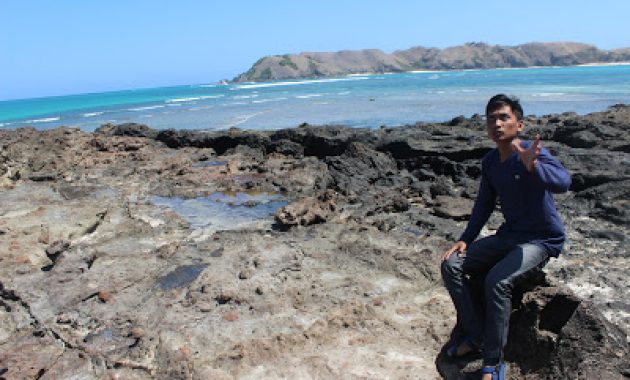 Keindahan Tanjung Aan Lombok