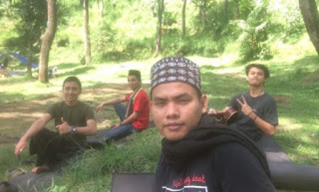 Sensasi Camping pada Bulan Ramadhan di Dlundung Trawas Mojokerto