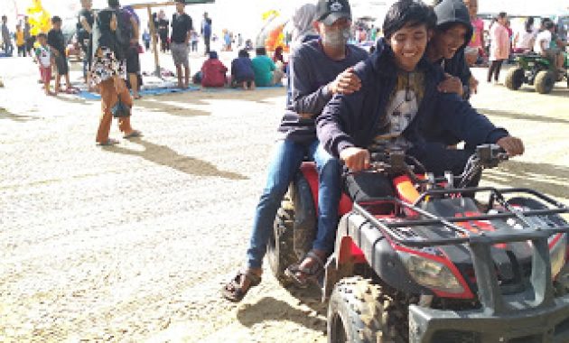 Wisata Pantai Karang Jahe Rembang Jawa Tengah